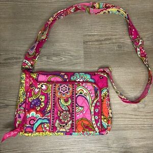 Vera Bradley Pink Swirls Paisley Crossbody Hipster Adjustable Strap